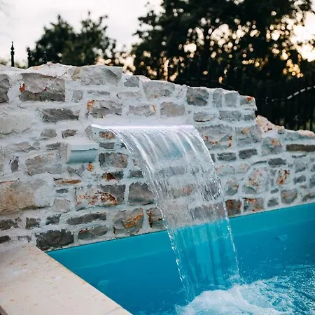 Rustic San Lorenzo With Pool In Umag * Babici