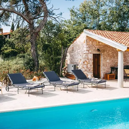 Rustic San Lorenzo With Pool In Umag Villa Babici
